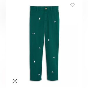 NWT Vineyard Vines
Boys' Snowflake Embroidery Breaker Chino
Pants